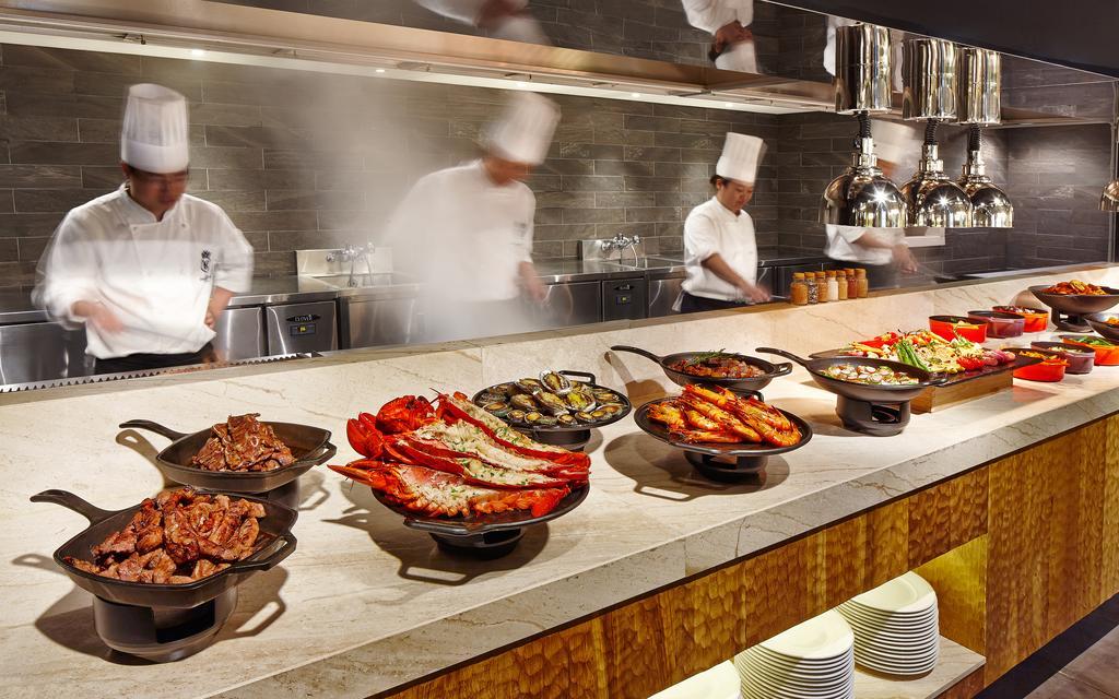 Kensington Jeju Hotel Luaran gambar A buffet at a restaurant