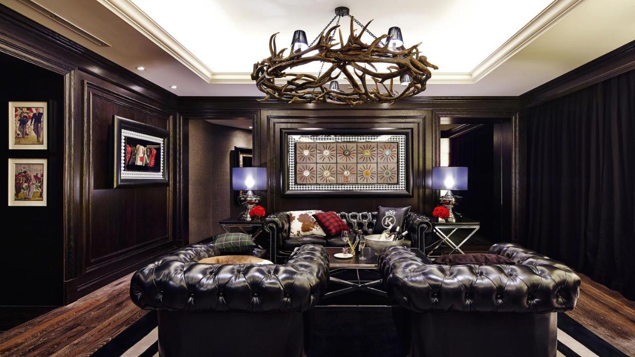 Kensington Jeju Hotel Luaran gambar The interior of the club